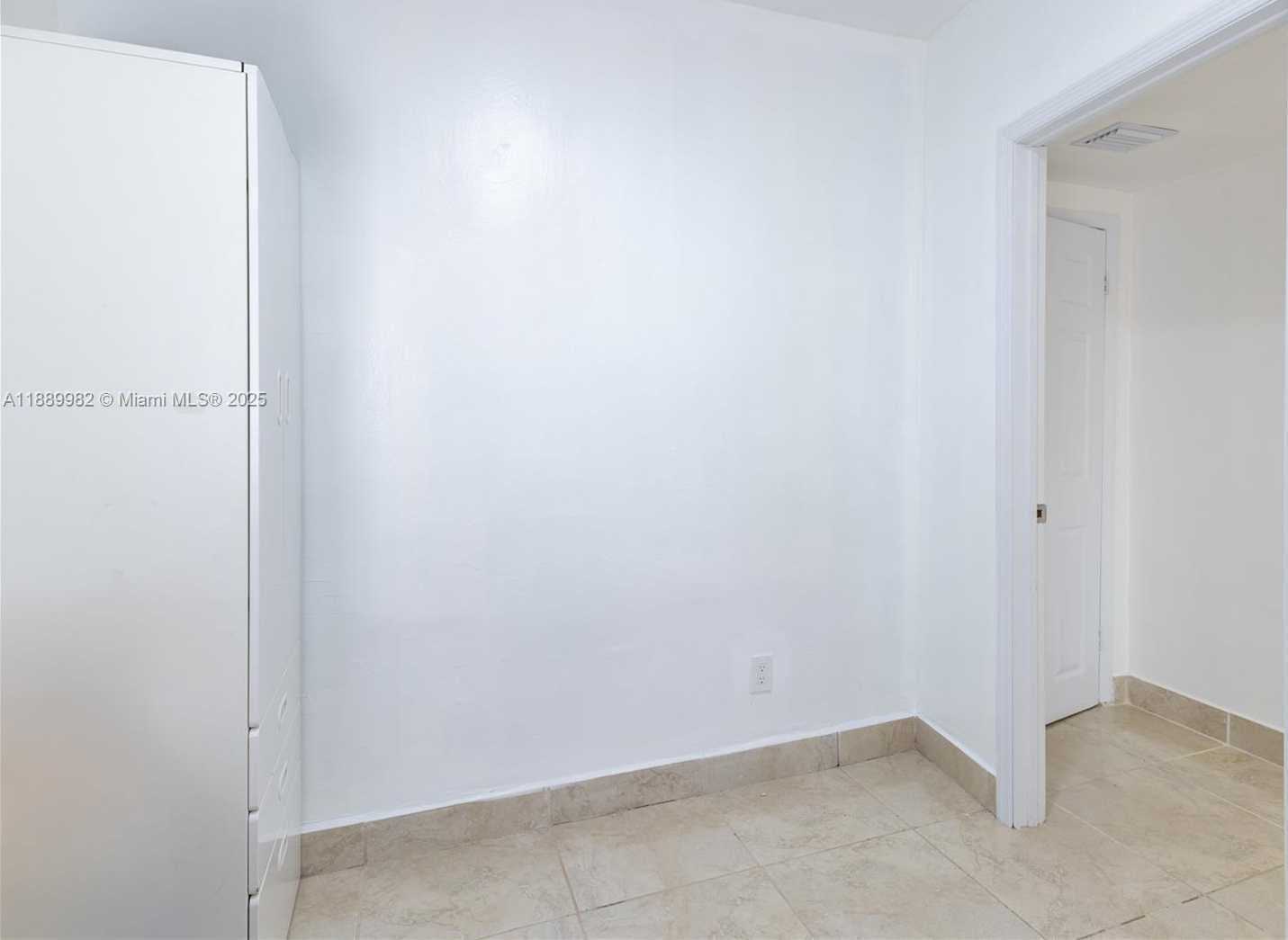 Small Image of 3045 SOUTH WEST 14TH ST #2, Miami Number 22