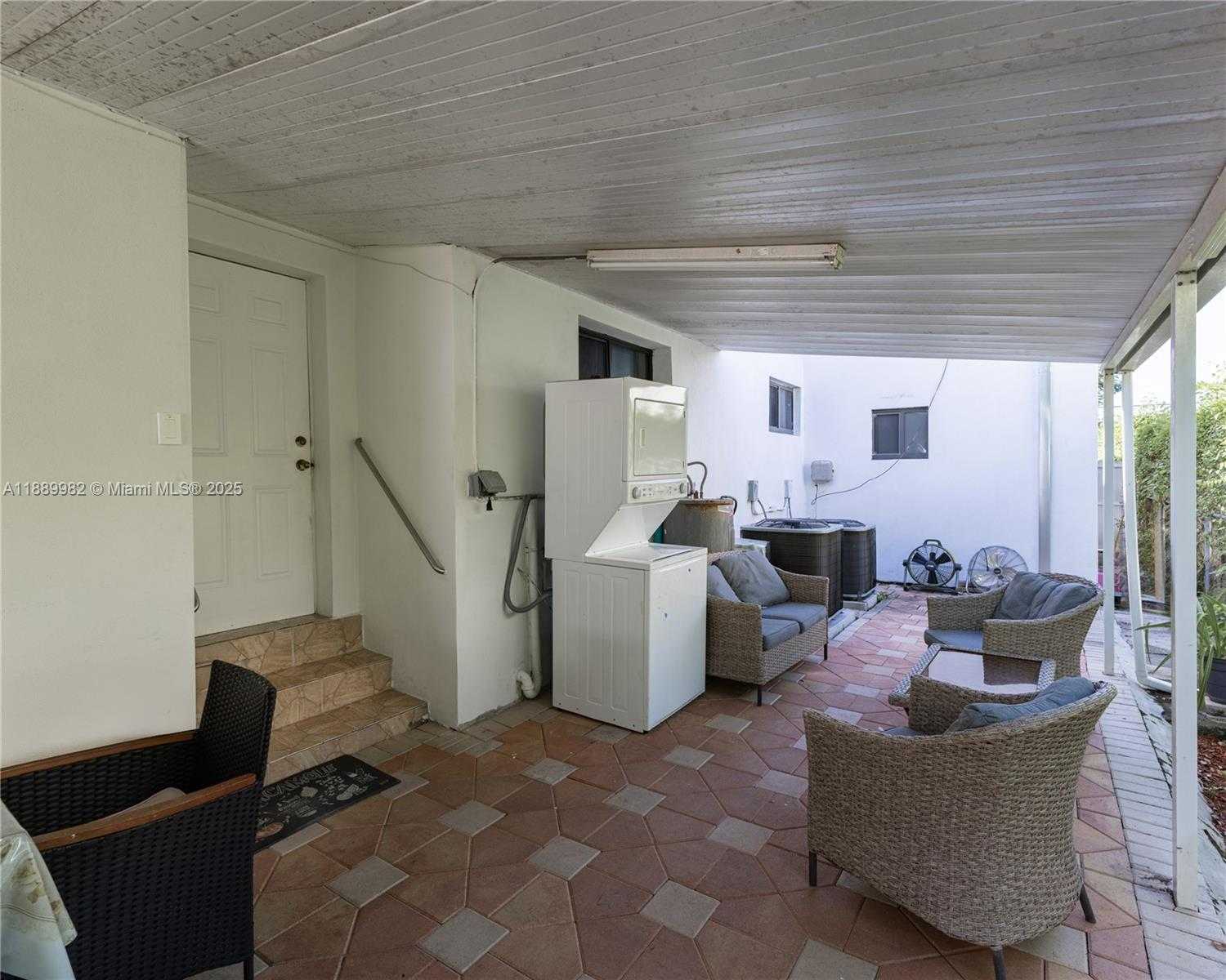 Small Image of 3045 SOUTH WEST 14TH ST #2, Miami Number 29