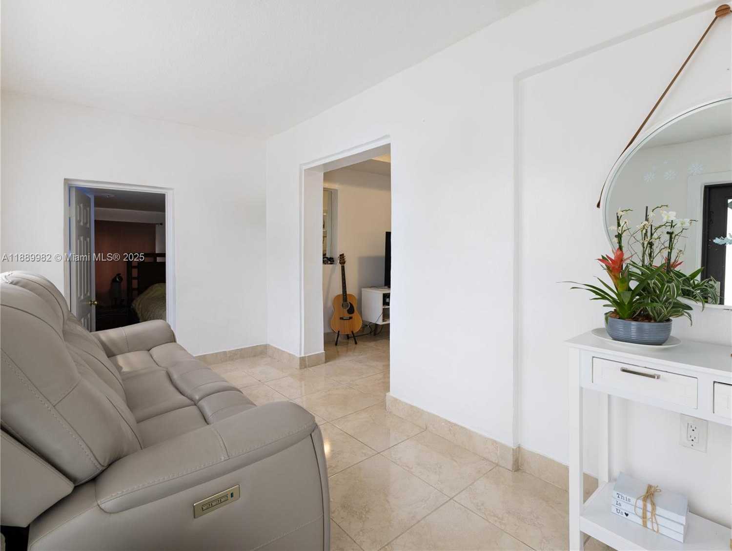 Small Image of 3045 SOUTH WEST 14TH ST #2, Miami Number 3