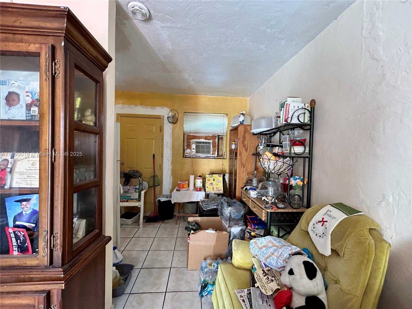 Small Image of 2013 WASHINGTON AVE #6, Opa-Locka Number 15