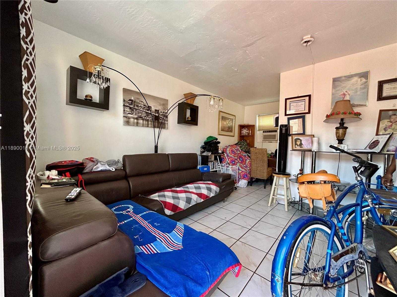 Small Image of 2013 WASHINGTON AVE #6, Opa-Locka Number 8