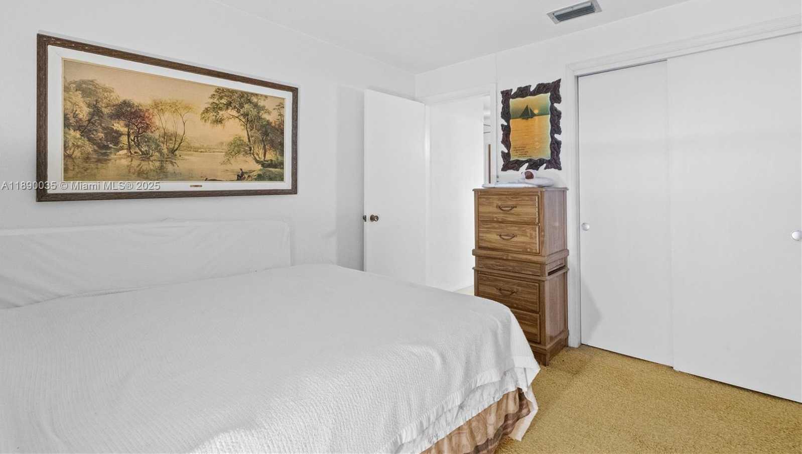 Small Image of 2601 NORTH EAST 32ND ST, Fort Lauderdale Number 14