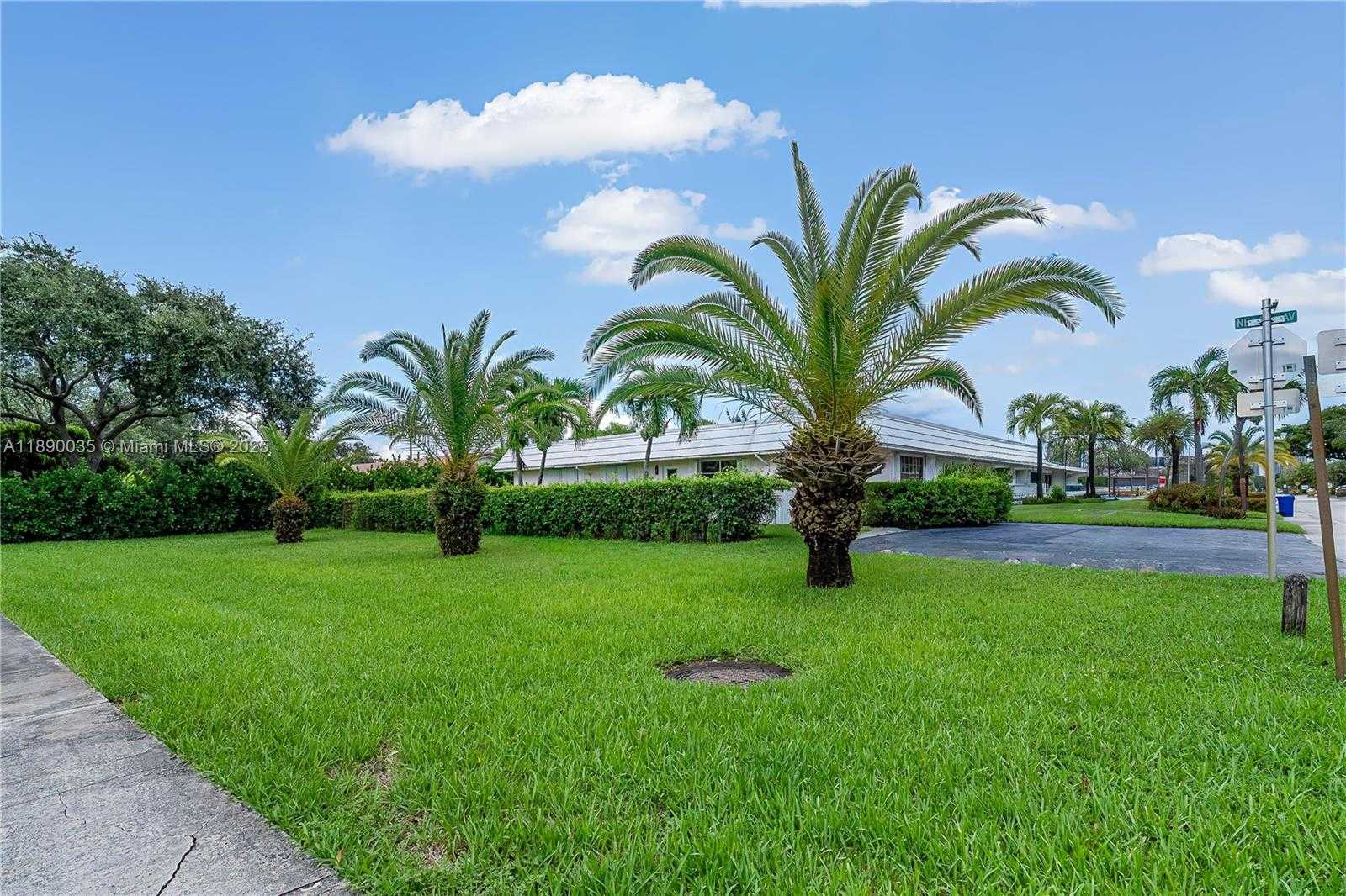 Small Image of 2601 NORTH EAST 32ND ST, Fort Lauderdale Number 6