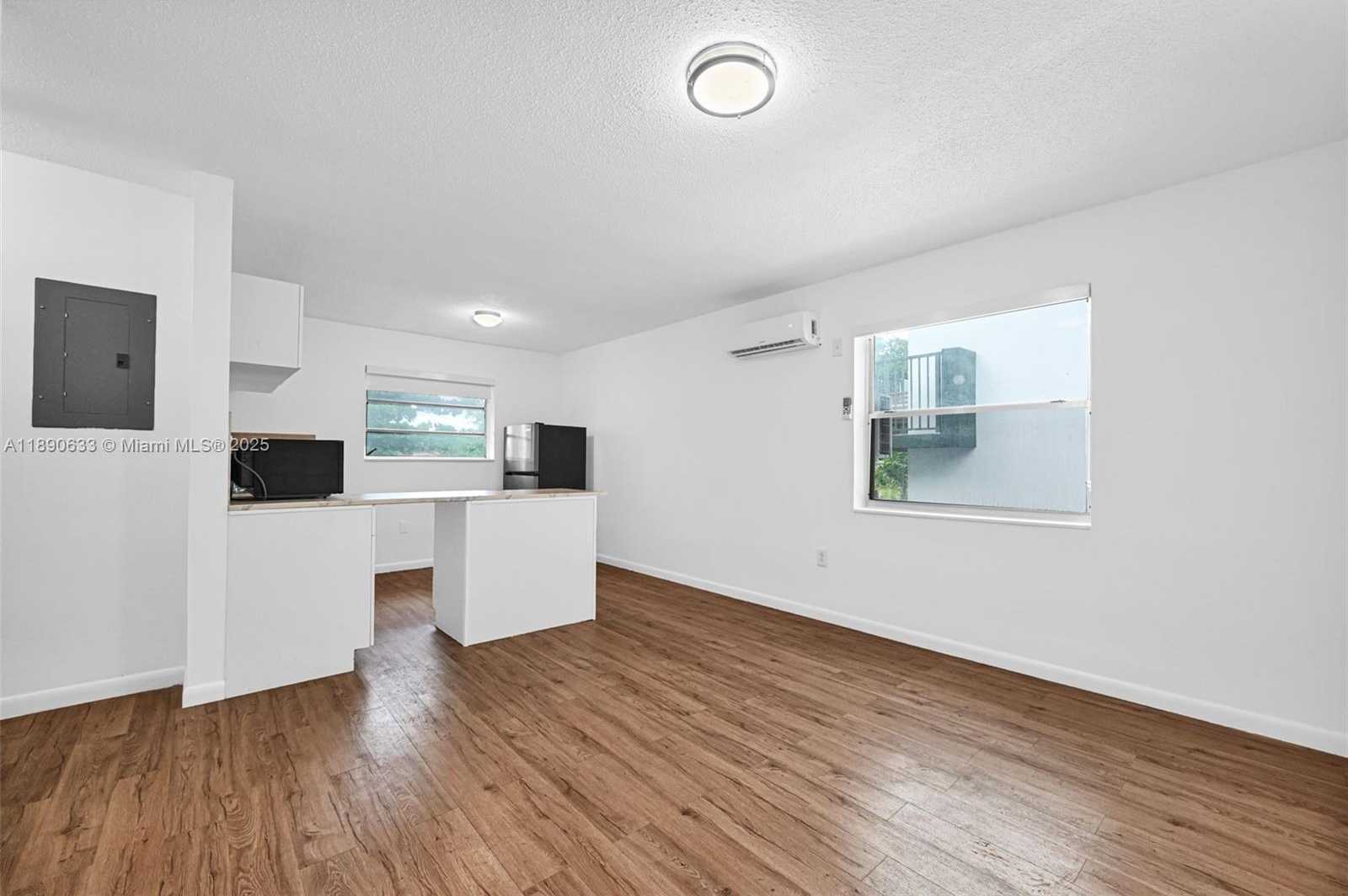Small Image of 641 NORTH WEST 2ND ST #6, Miami Number 10