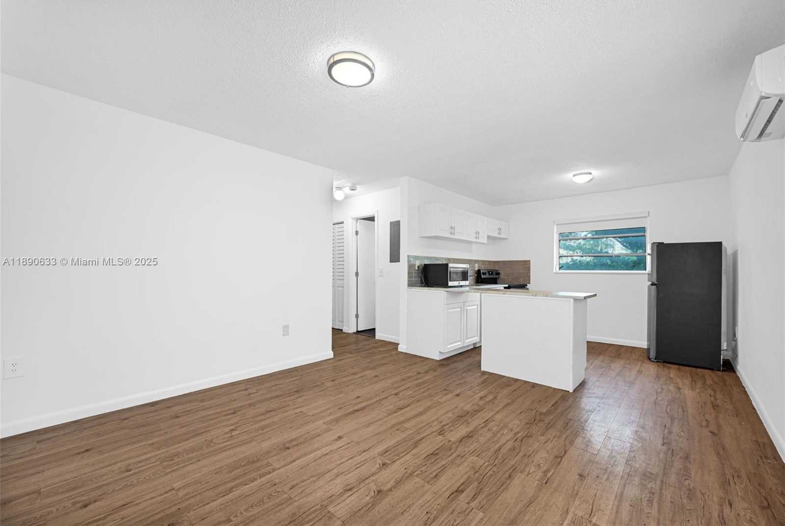 Small Image of 641 NORTH WEST 2ND ST #6, Miami Number 11