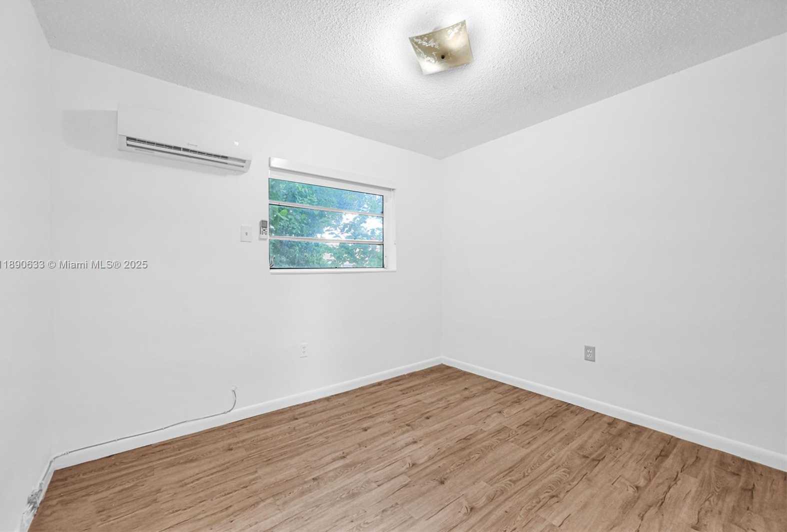 Small Image of 641 NORTH WEST 2ND ST #6, Miami Number 20