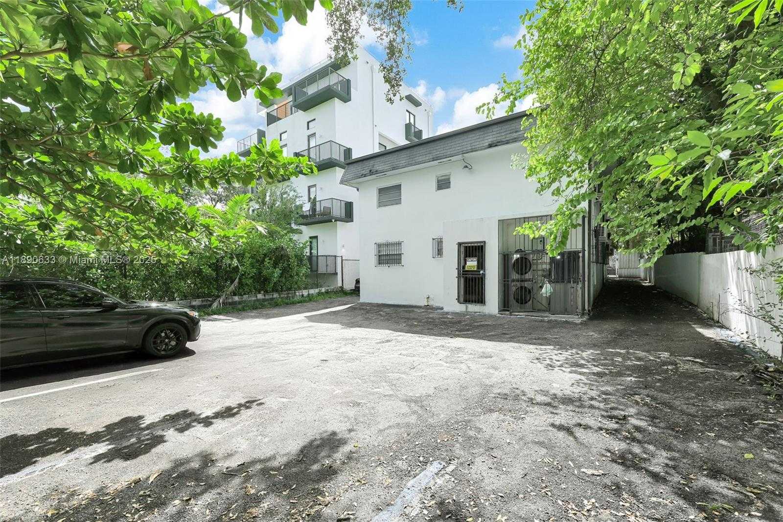 Small Image of 641 NORTH WEST 2ND ST #6, Miami Number 31