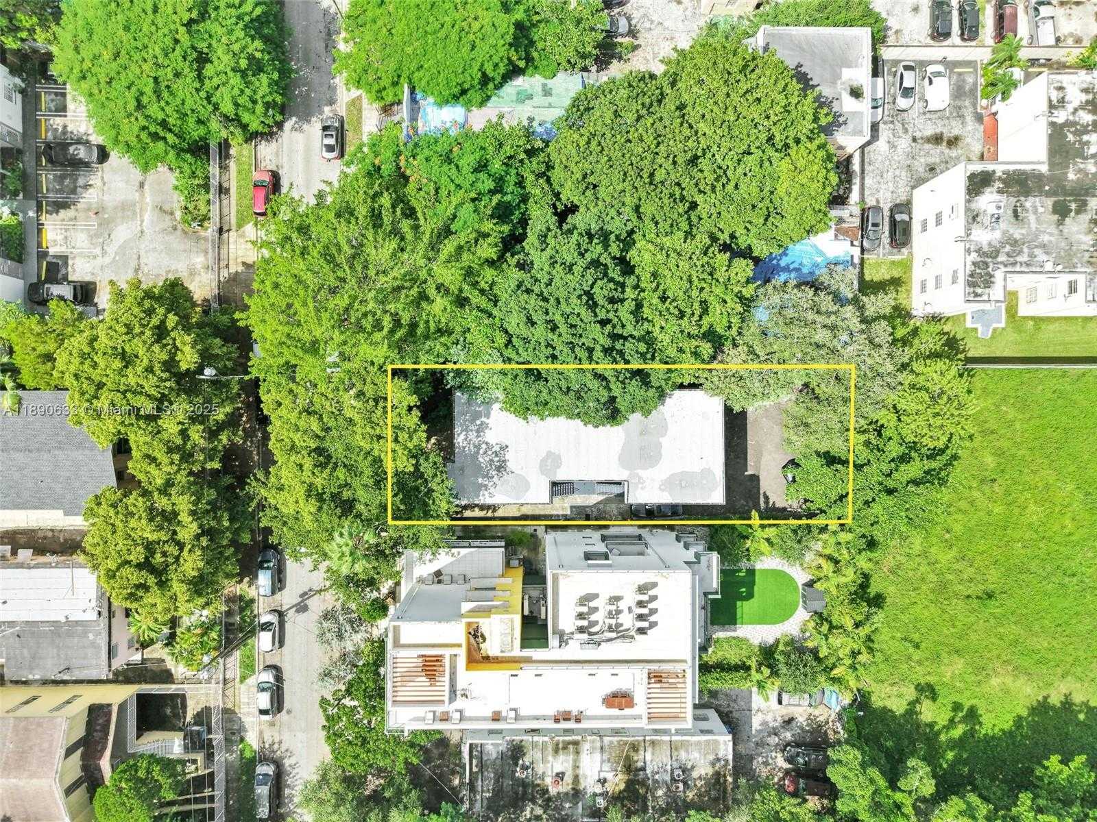 Small Image of 641 NORTH WEST 2ND ST #6, Miami Number 34