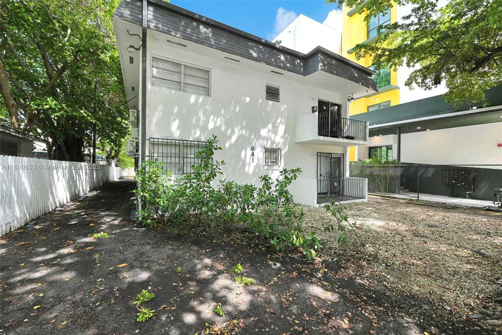 Small Image of 641 NORTH WEST 2ND ST #6, Miami Number 4