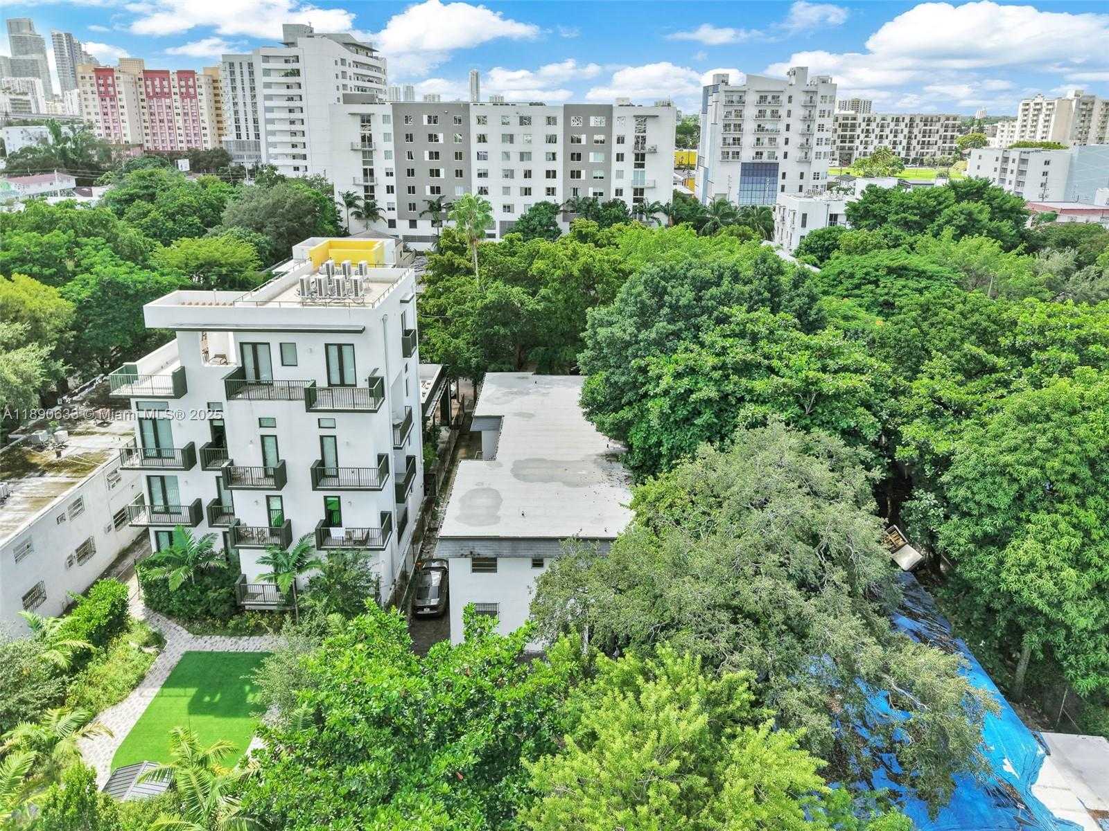 Small Image of 641 NORTH WEST 2ND ST #6, Miami Number 40