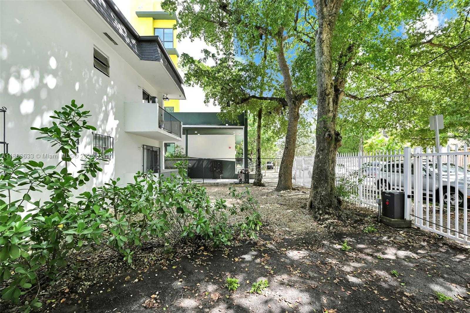 Small Image of 641 NORTH WEST 2ND ST #6, Miami Number 5