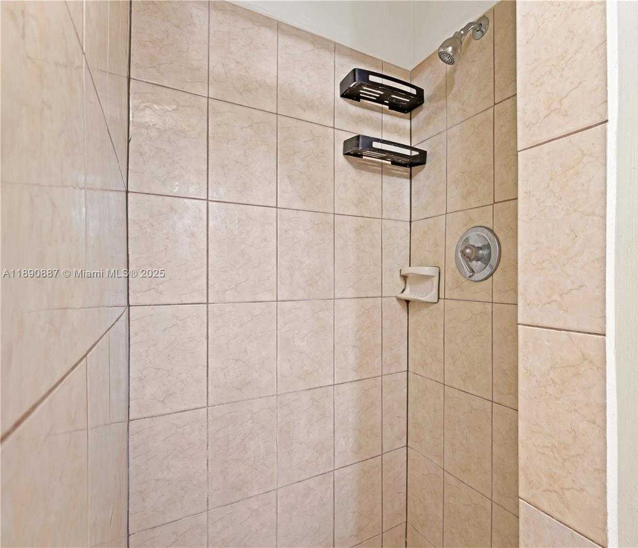 Small Image of 923 NORTH 16TH CT #2, Hollywood Number 16