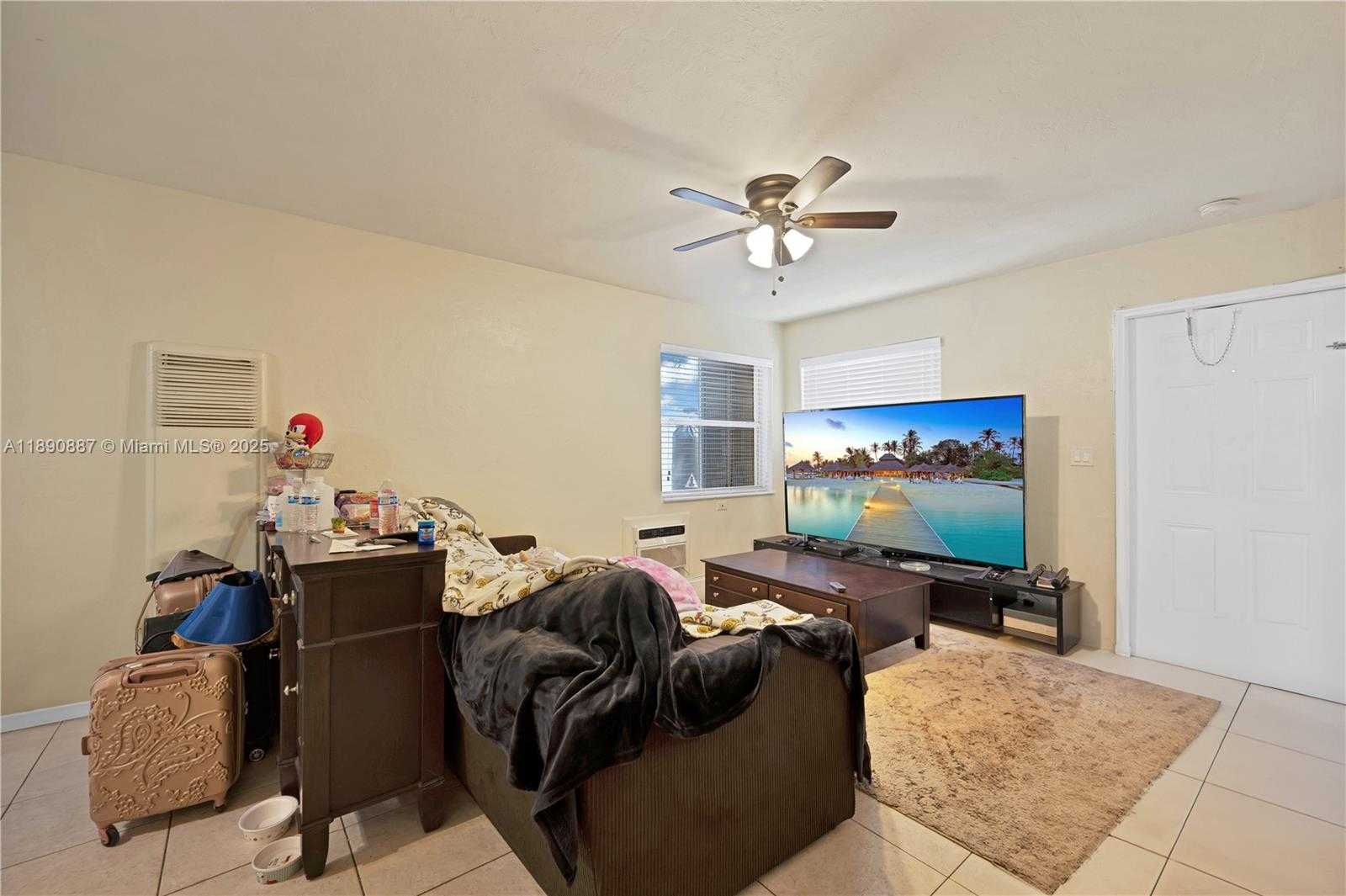 Small Image of 923 NORTH 16TH CT #2, Hollywood Number 18