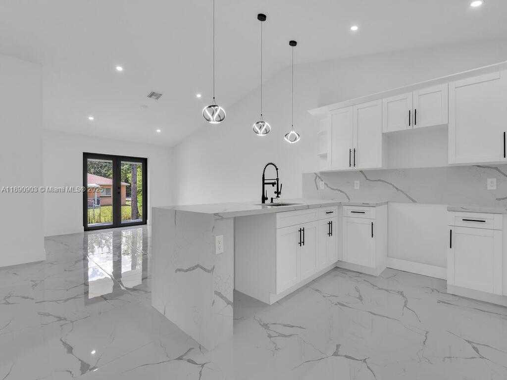 Small Image of 4913 SOUTH LEONARD BLVD S #2, Lehigh Acres Number 13