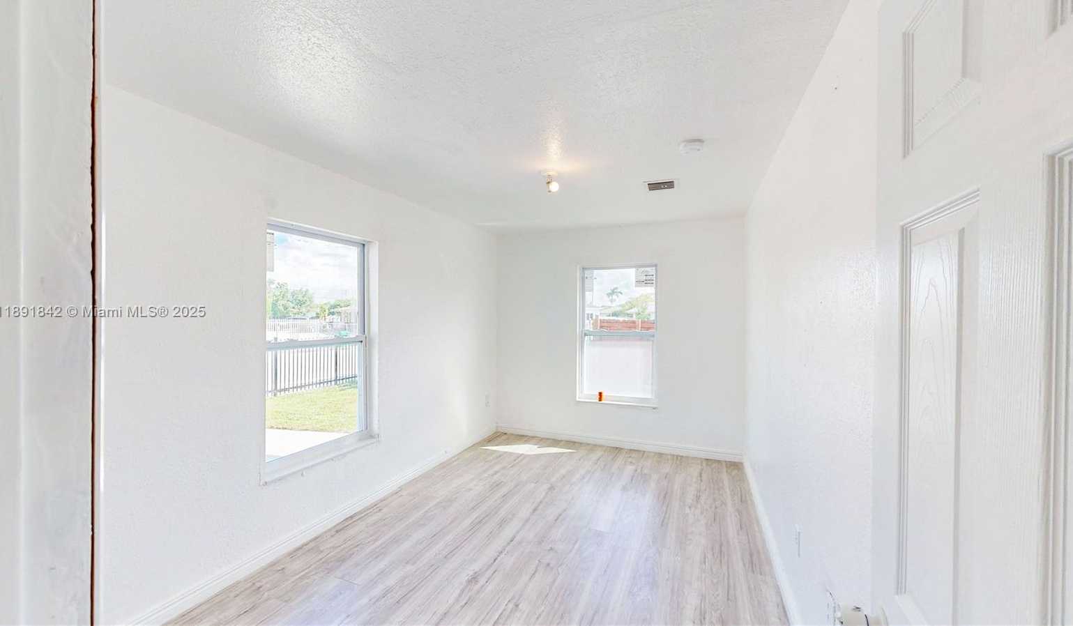 Small Image of 22230 SOUTH WEST 115TH CT #3, Miami Number 11