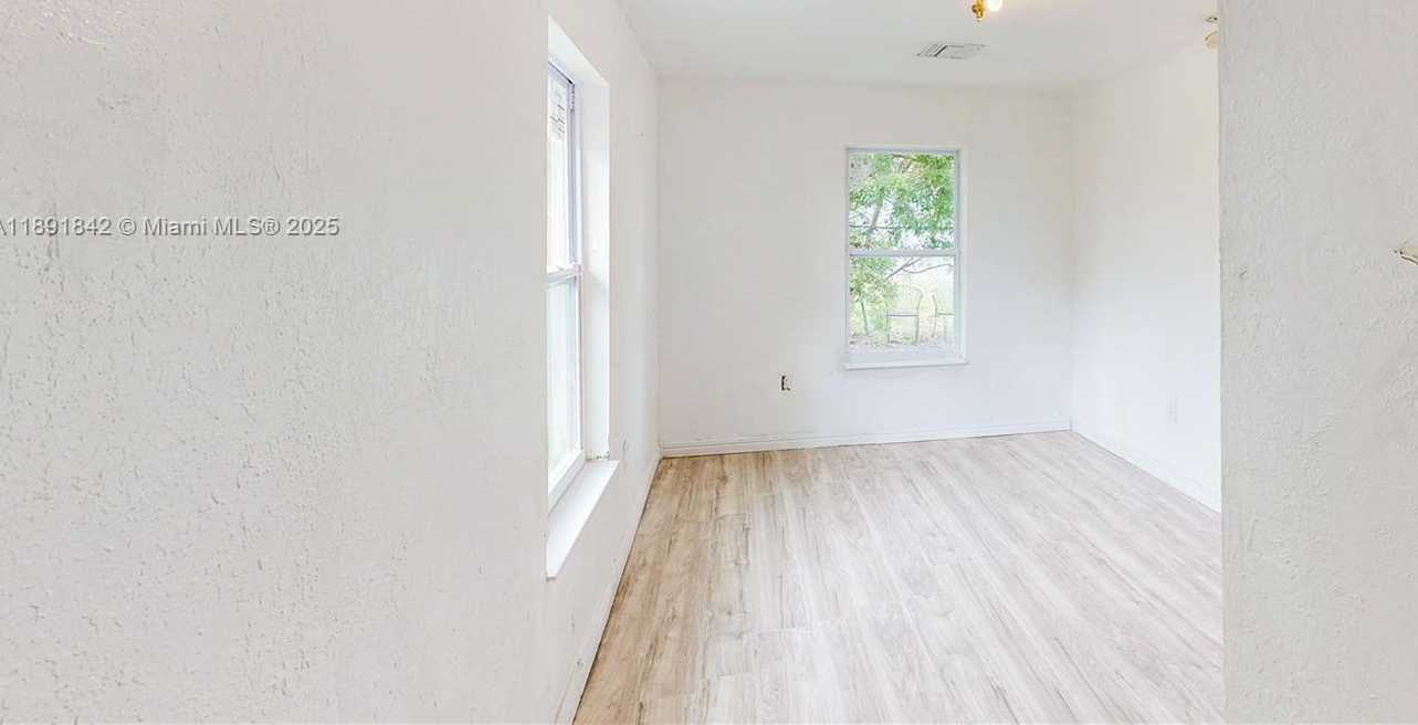 Small Image of 22230 SOUTH WEST 115TH CT #3, Miami Number 21