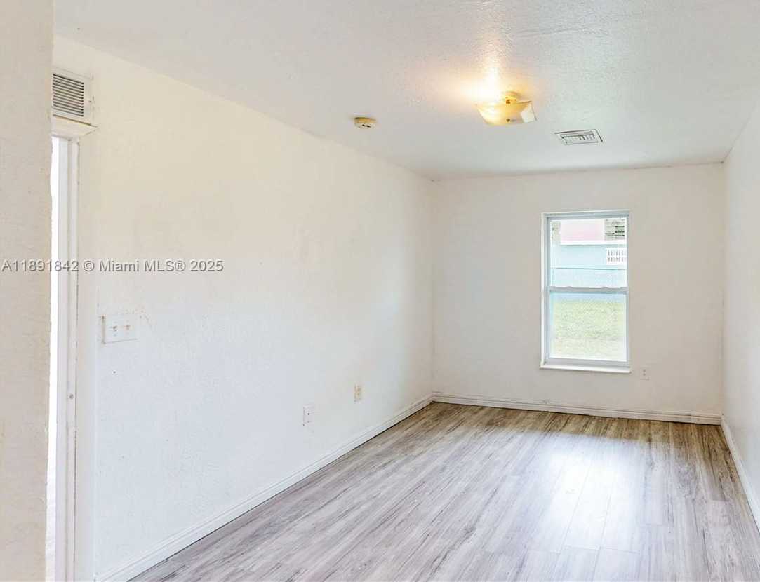 Small Image of 22230 SOUTH WEST 115TH CT #3, Miami Number 35