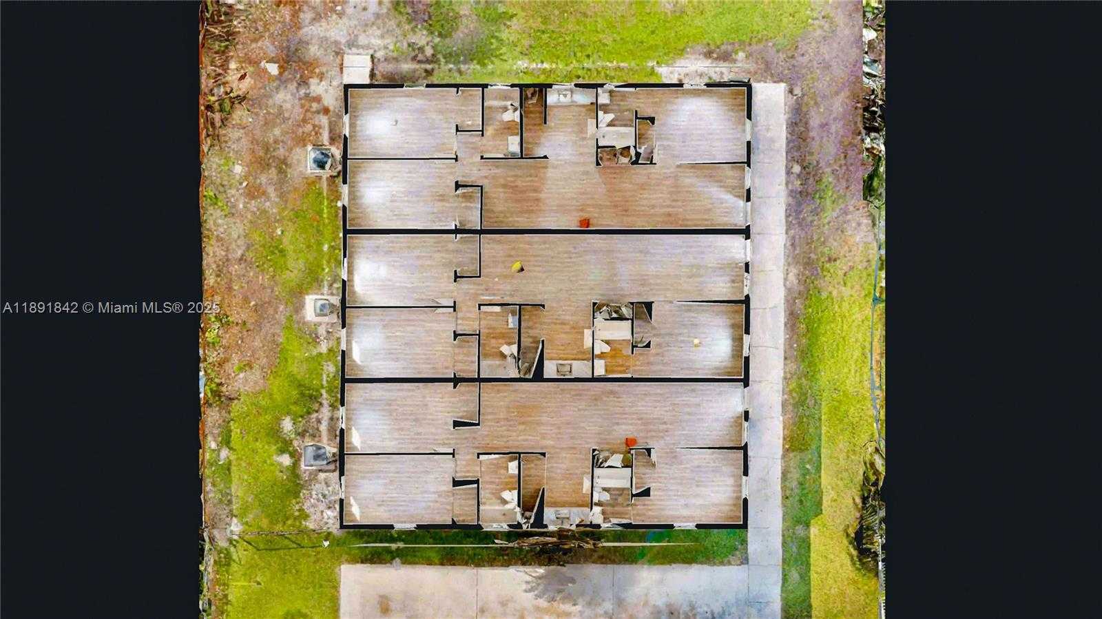 Small Image of 22230 SOUTH WEST 115TH CT #3, Miami Number 42