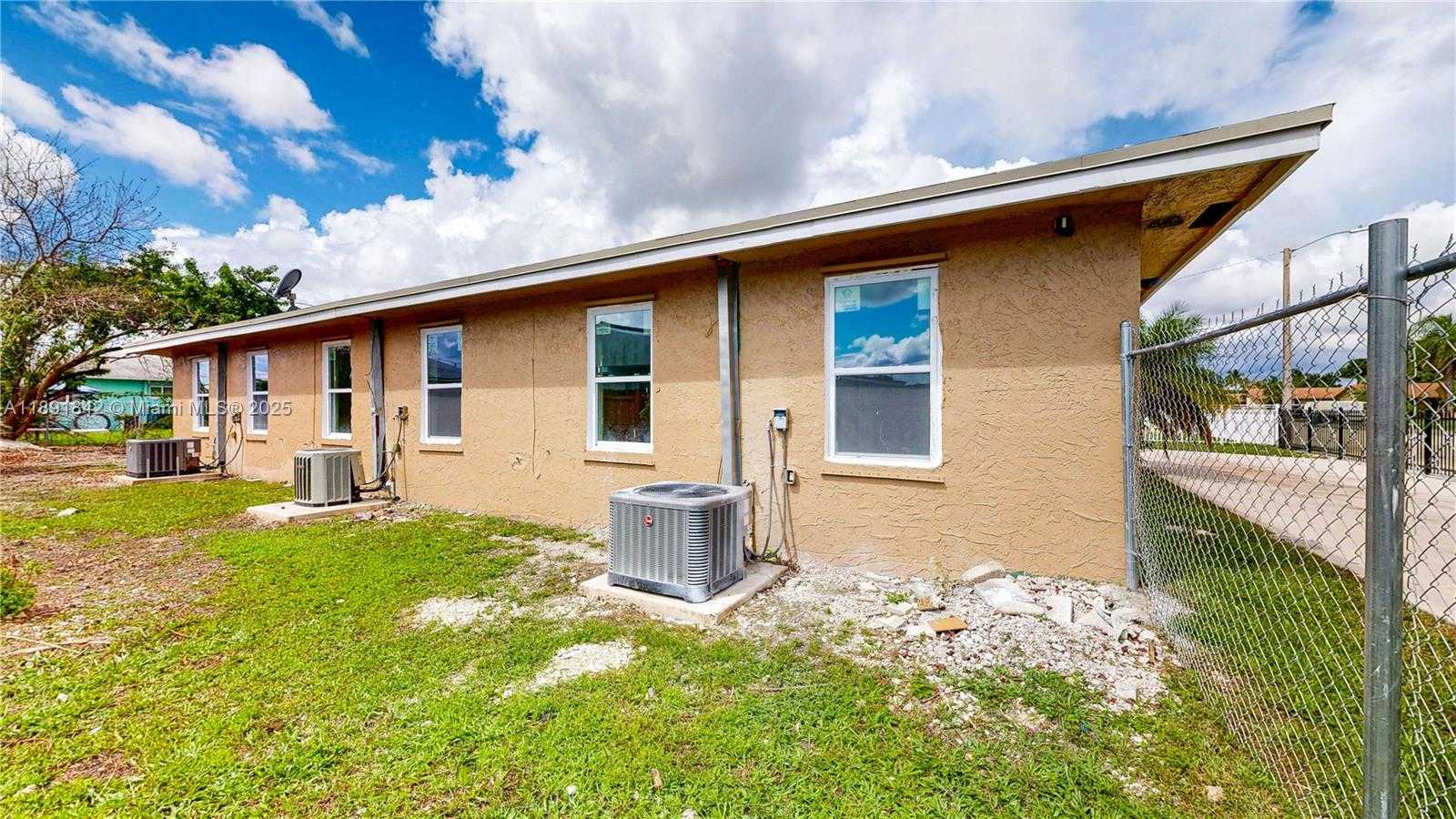 Small Image of 22230 SOUTH WEST 115TH CT #3, Miami Number 47