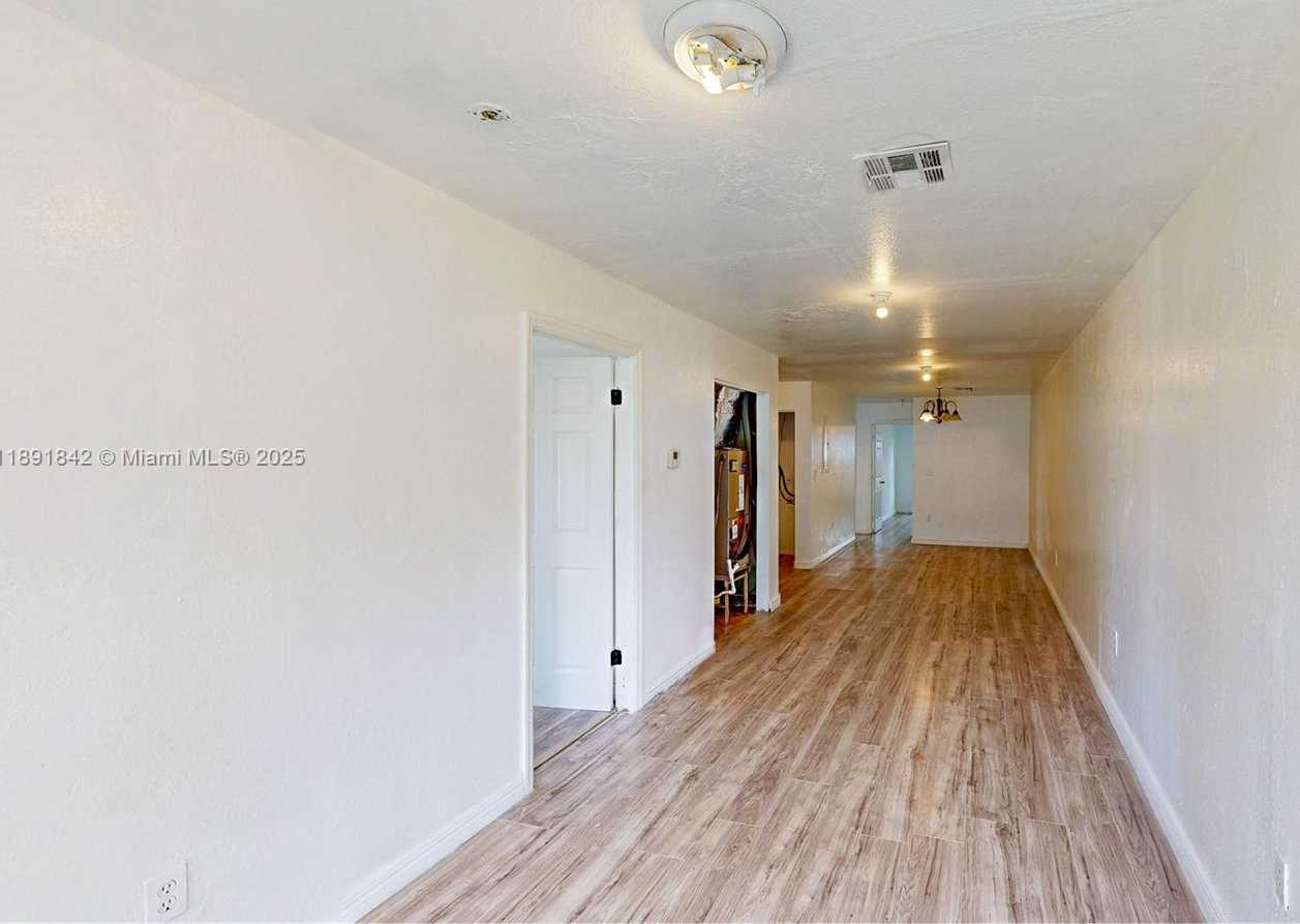 Small Image of 22230 SOUTH WEST 115TH CT #3, Miami Number 5