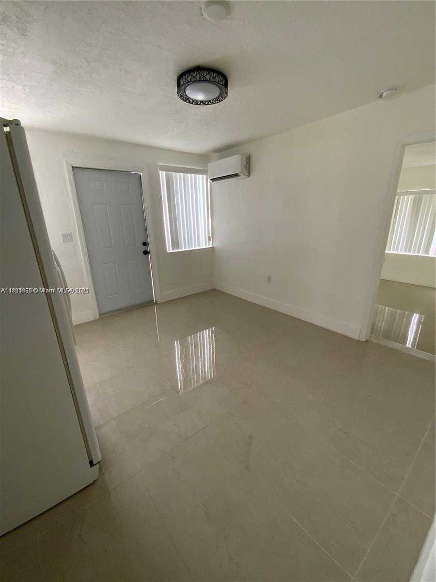 Small Image of 1064 NORTH WEST 103RD ST, Miami Number 17