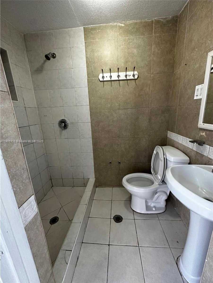 Small Image of 1064 NORTH WEST 103RD ST, Miami Number 32