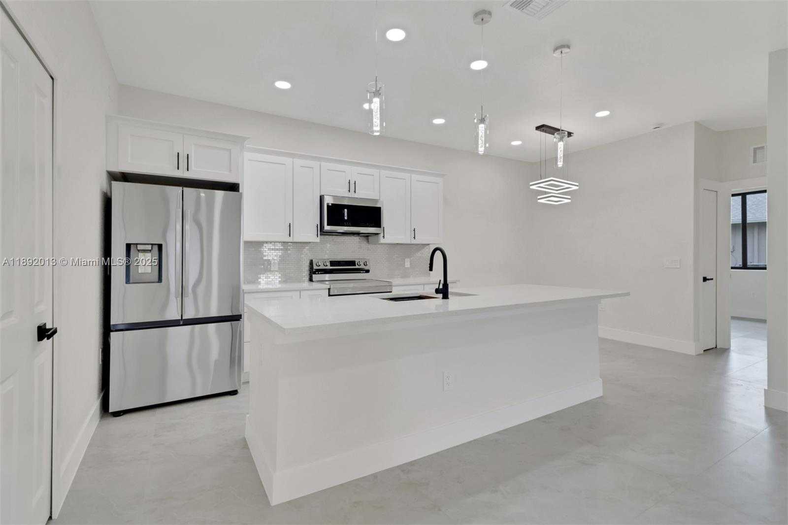 Small Image of 4501 SOUTH WEST 15TH ST #2, Lehigh Acres Number 7