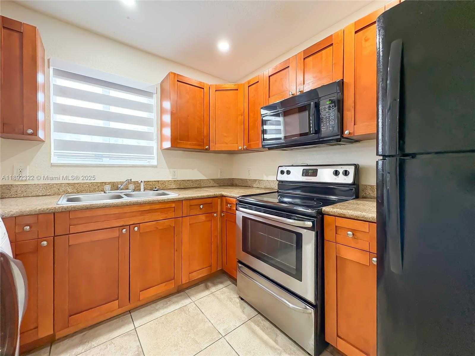 Small Image of 1202 NORTH WEST 61ST ST, Miami Number 17