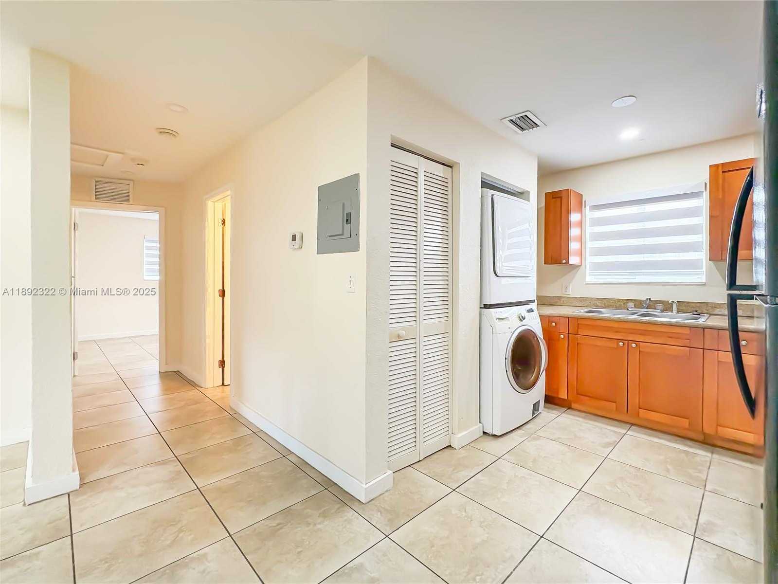 Small Image of 1202 NORTH WEST 61ST ST, Miami Number 18