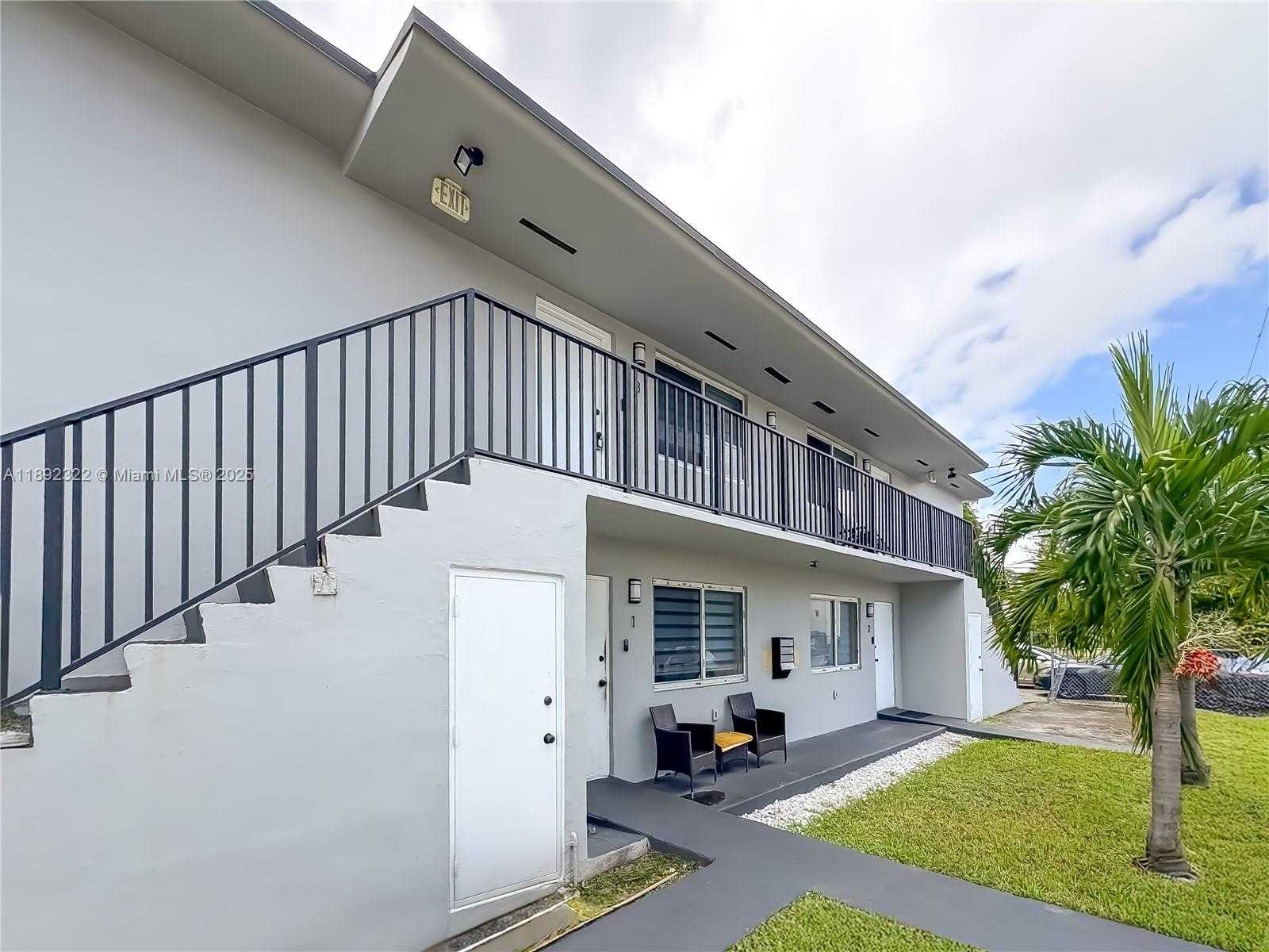 Small Image of 1202 NORTH WEST 61ST ST, Miami Number 4