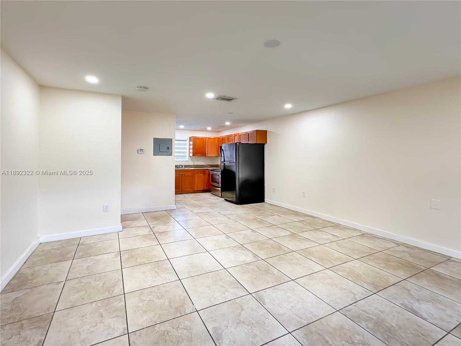 Small Image of 1202 NORTH WEST 61ST ST, Miami Number 9