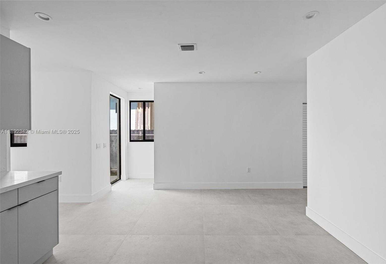 Small Image of 1271 NORTH WEST 38TH ST #2, Miami Number 20