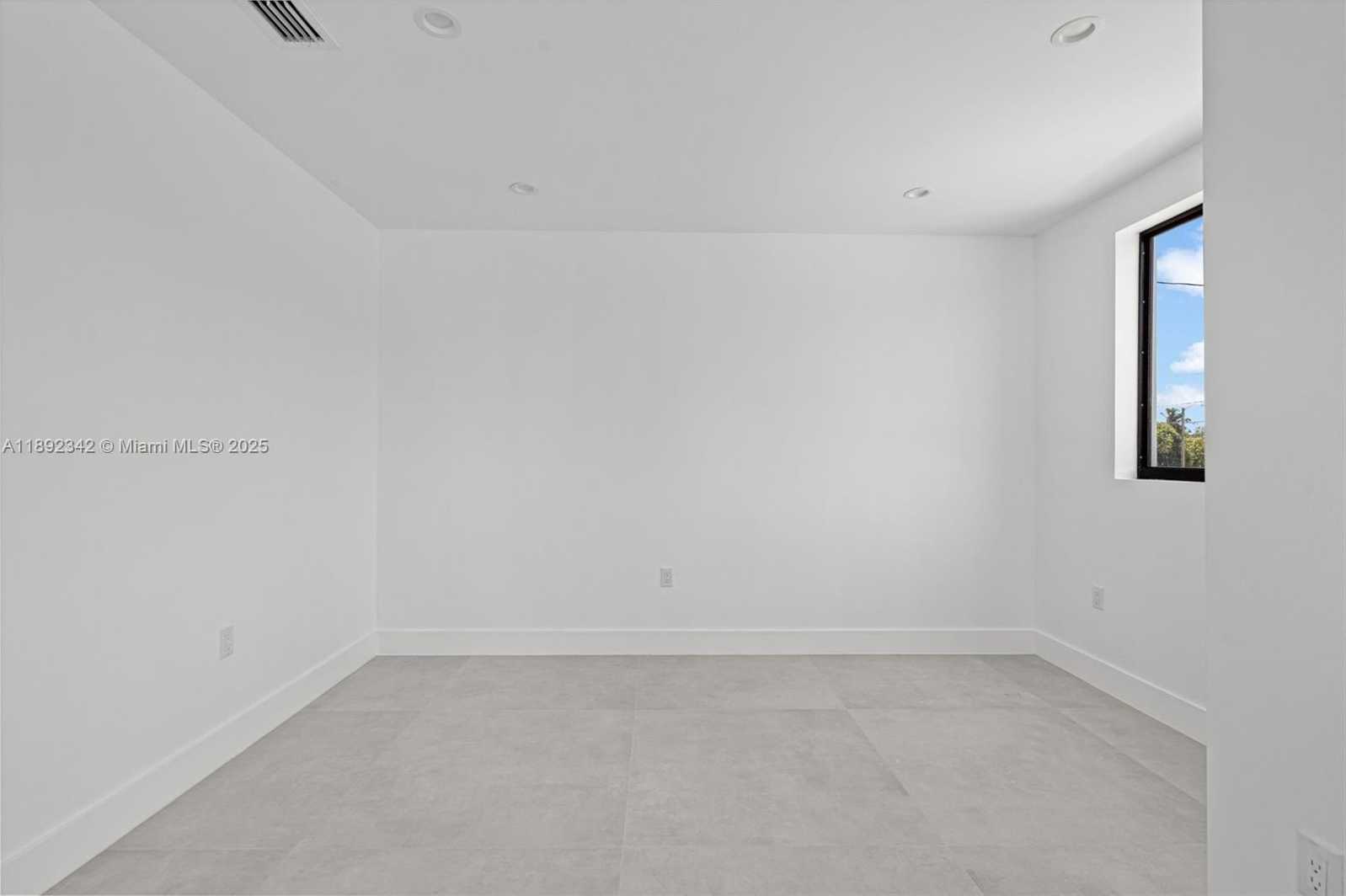 Small Image of 1271 NORTH WEST 38TH ST #2, Miami Number 24