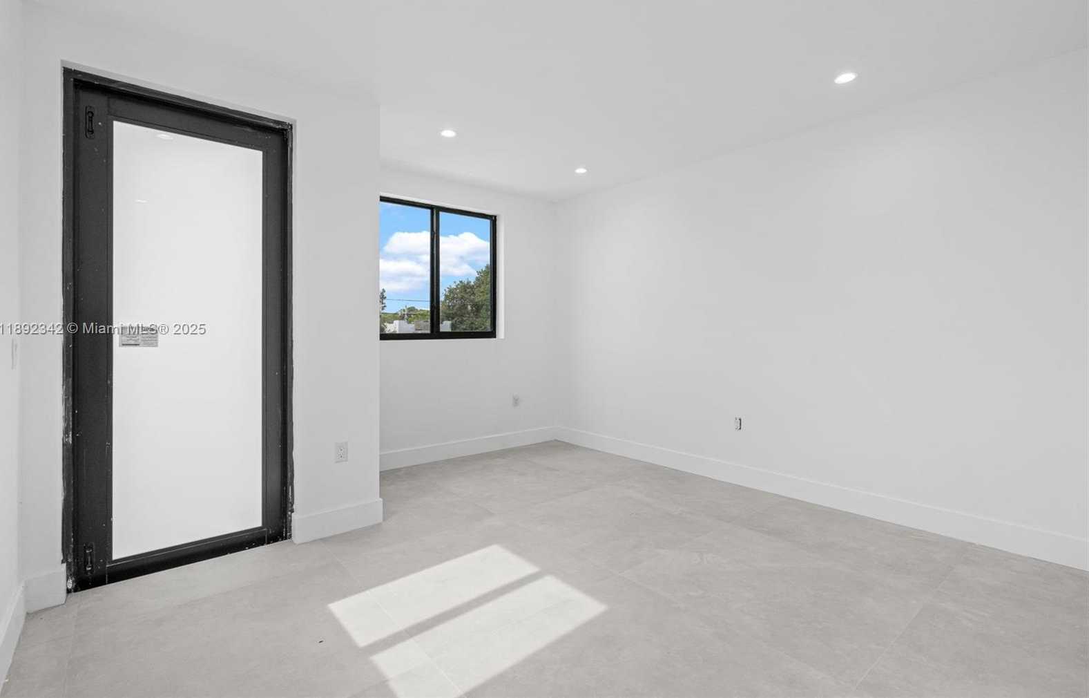Small Image of 1271 NORTH WEST 38TH ST #2, Miami Number 28