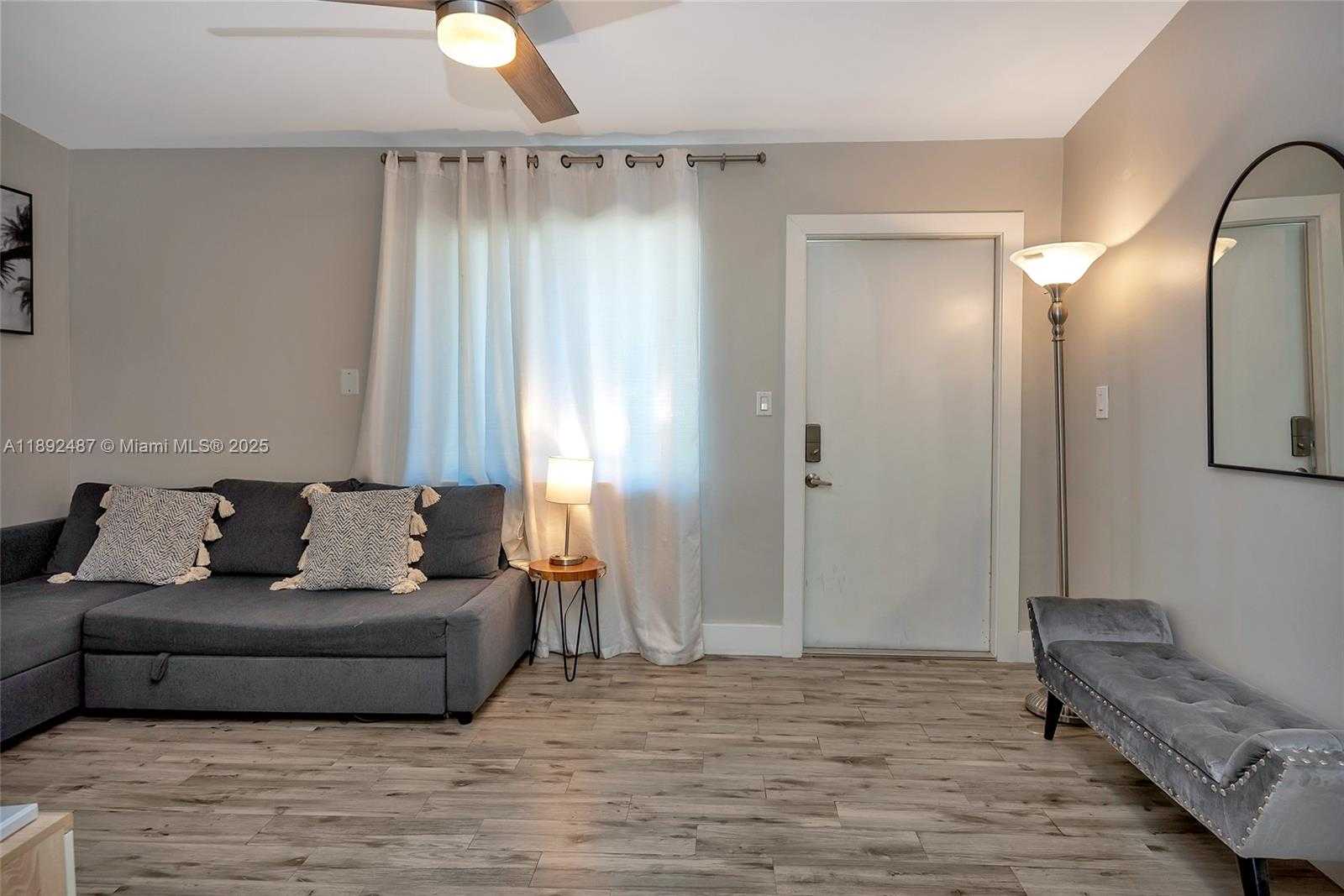 Small Image of 4282 NORTH WEST 1ST AVE, Miami Number 14