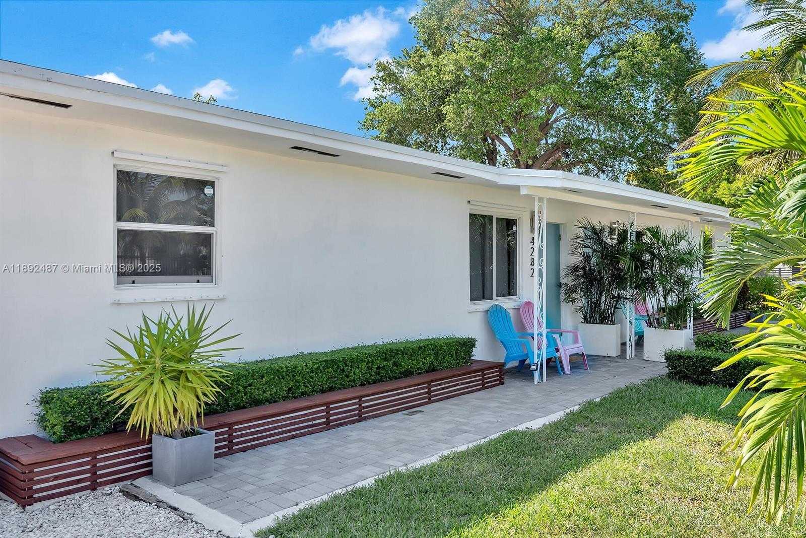 Small Image of 4282 NORTH WEST 1ST AVE, Miami Number 3