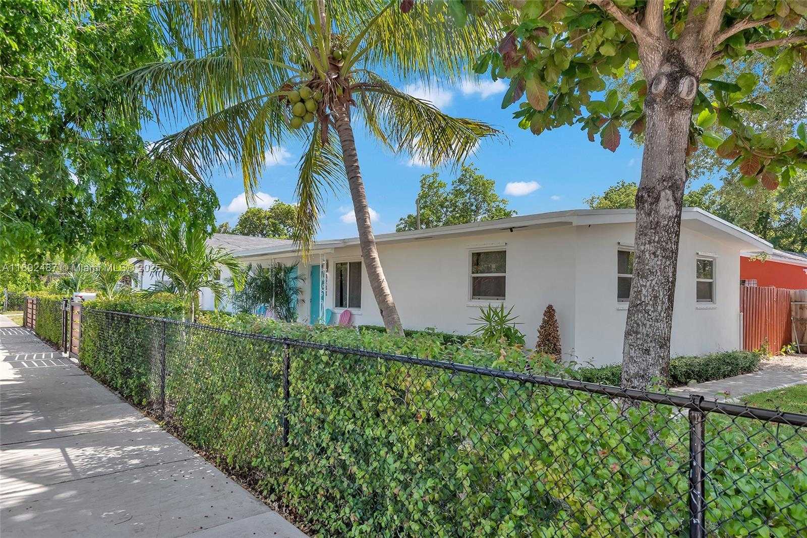 Small Image of 4282 NORTH WEST 1ST AVE, Miami Number 44