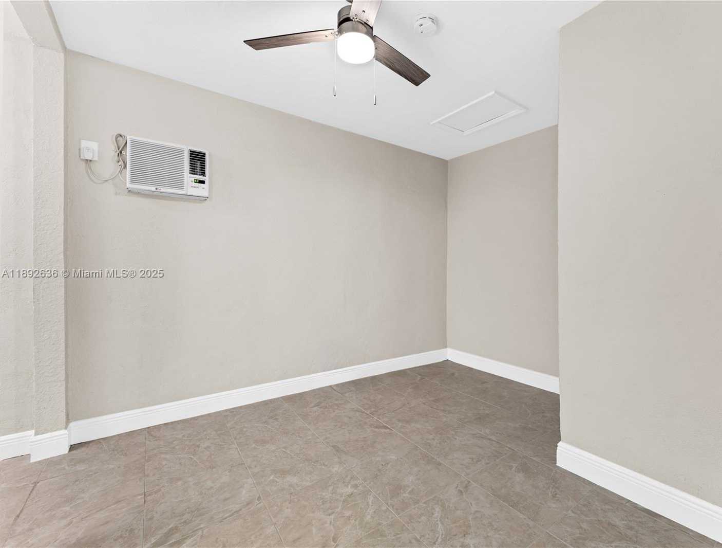 Small Image of 157 CURTISS PKWY #5, Miami Springs Number 11