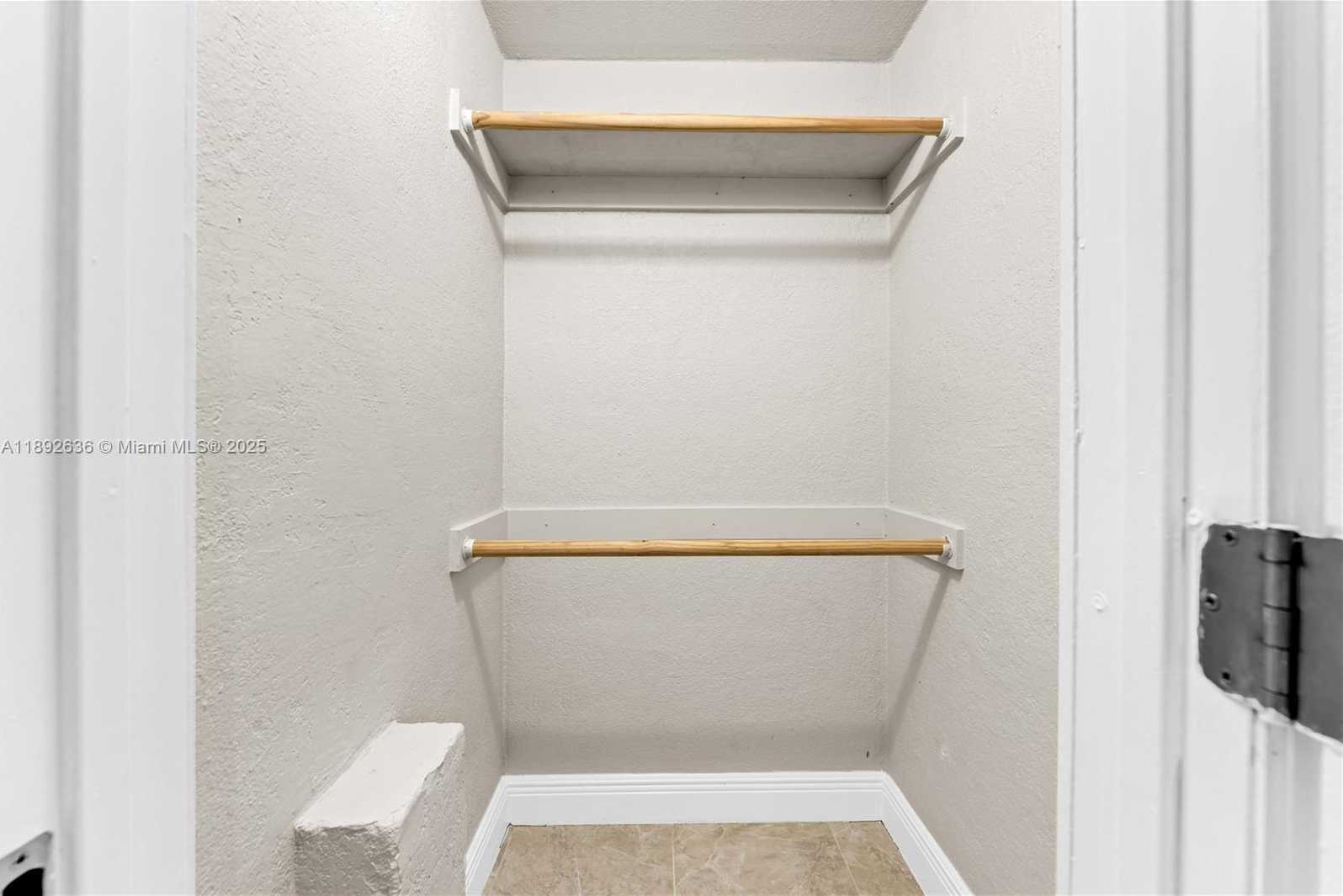 Small Image of 157 CURTISS PKWY #5, Miami Springs Number 17