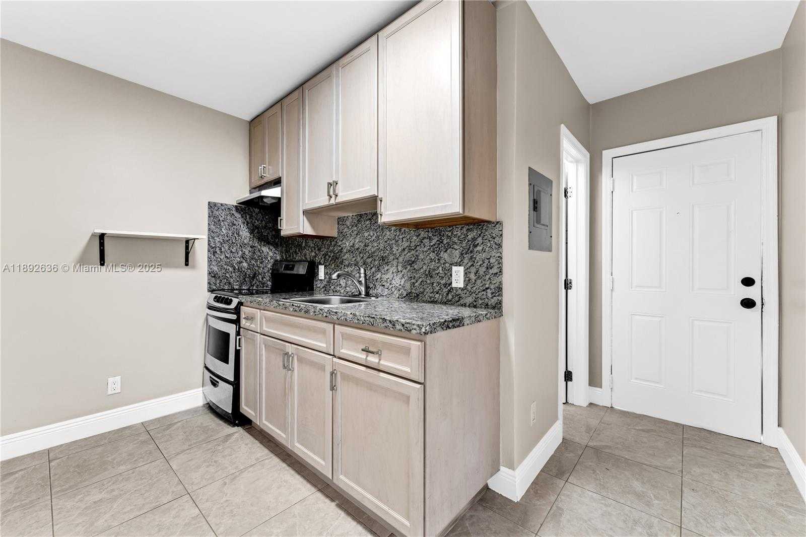 Small Image of 157 CURTISS PKWY #5, Miami Springs Number 22