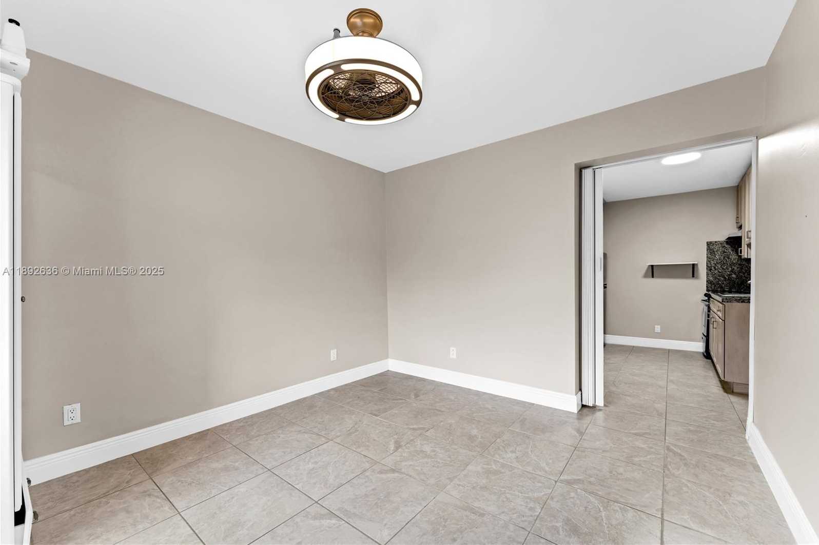 Small Image of 157 CURTISS PKWY #5, Miami Springs Number 24