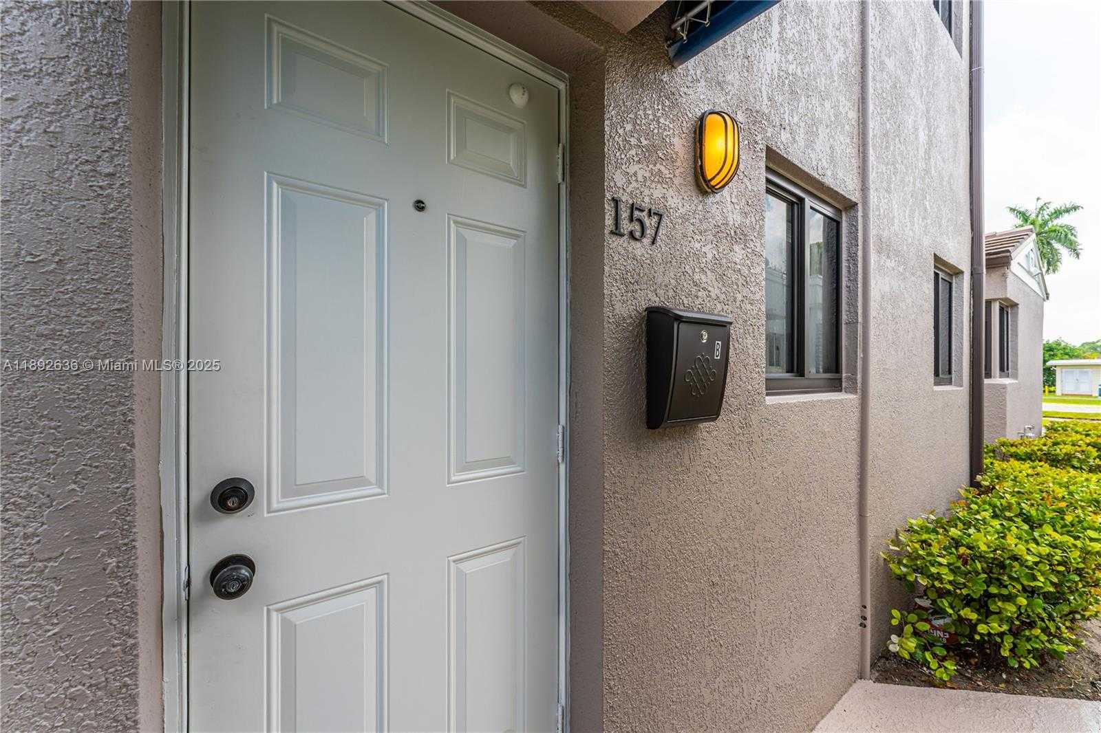 Small Image of 157 CURTISS PKWY #5, Miami Springs Number 26
