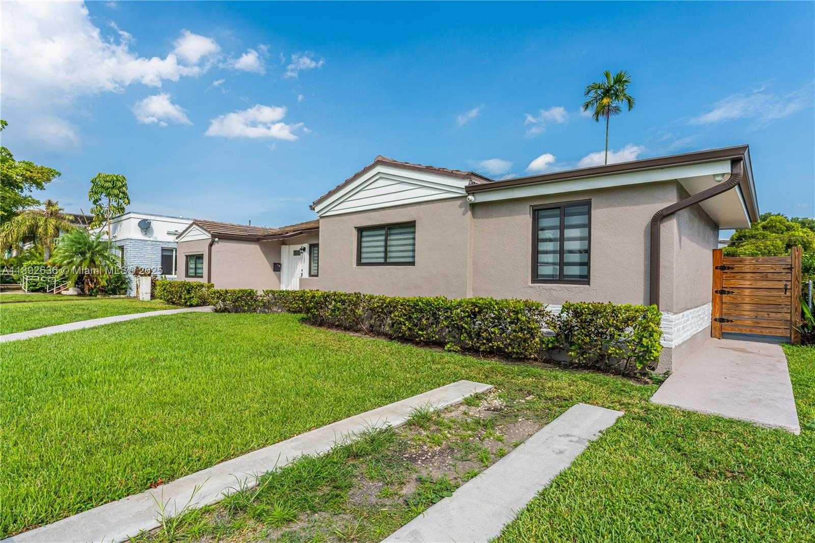 Small Image of 157 CURTISS PKWY #5, Miami Springs Number 3