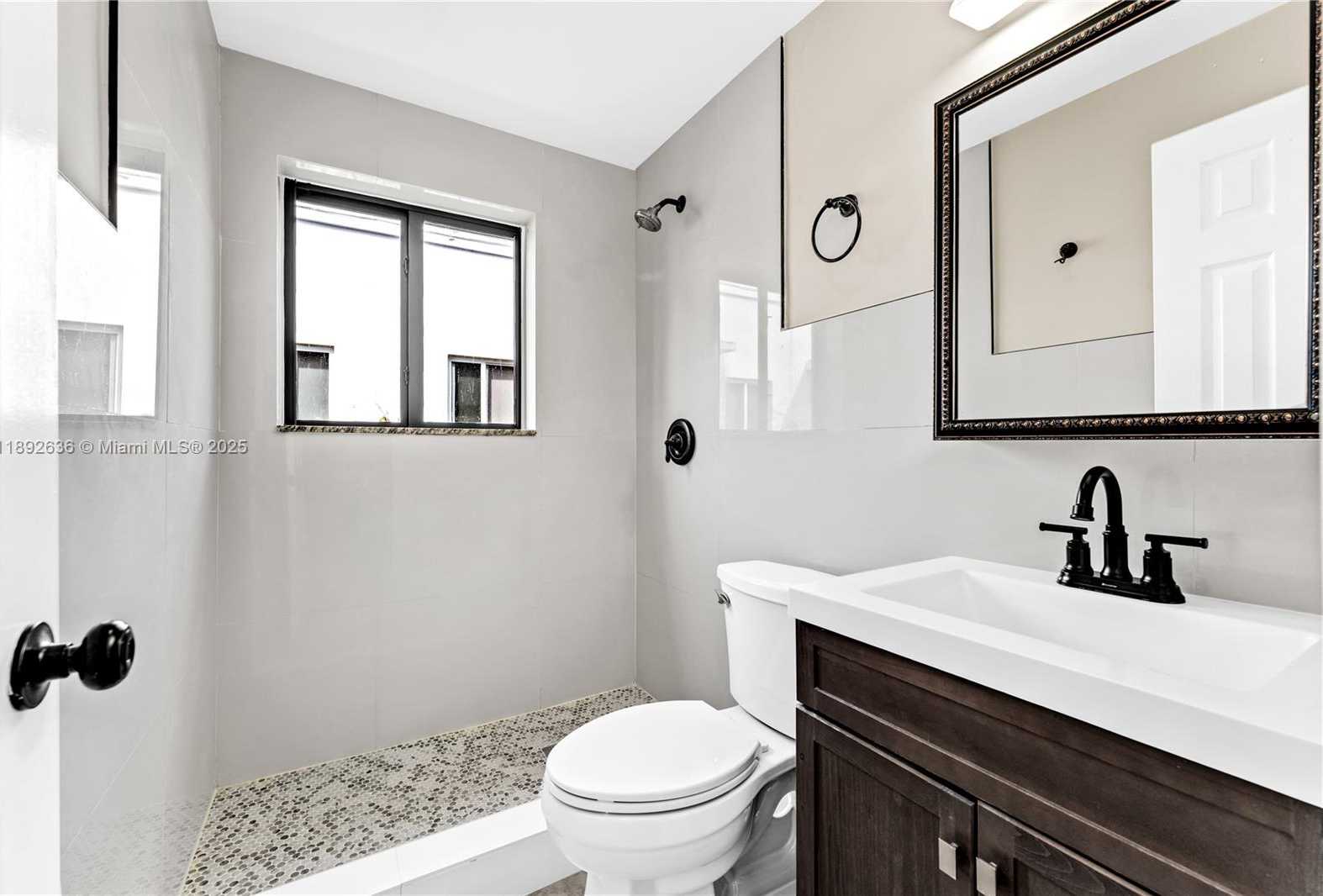 Small Image of 157 CURTISS PKWY #5, Miami Springs Number 34