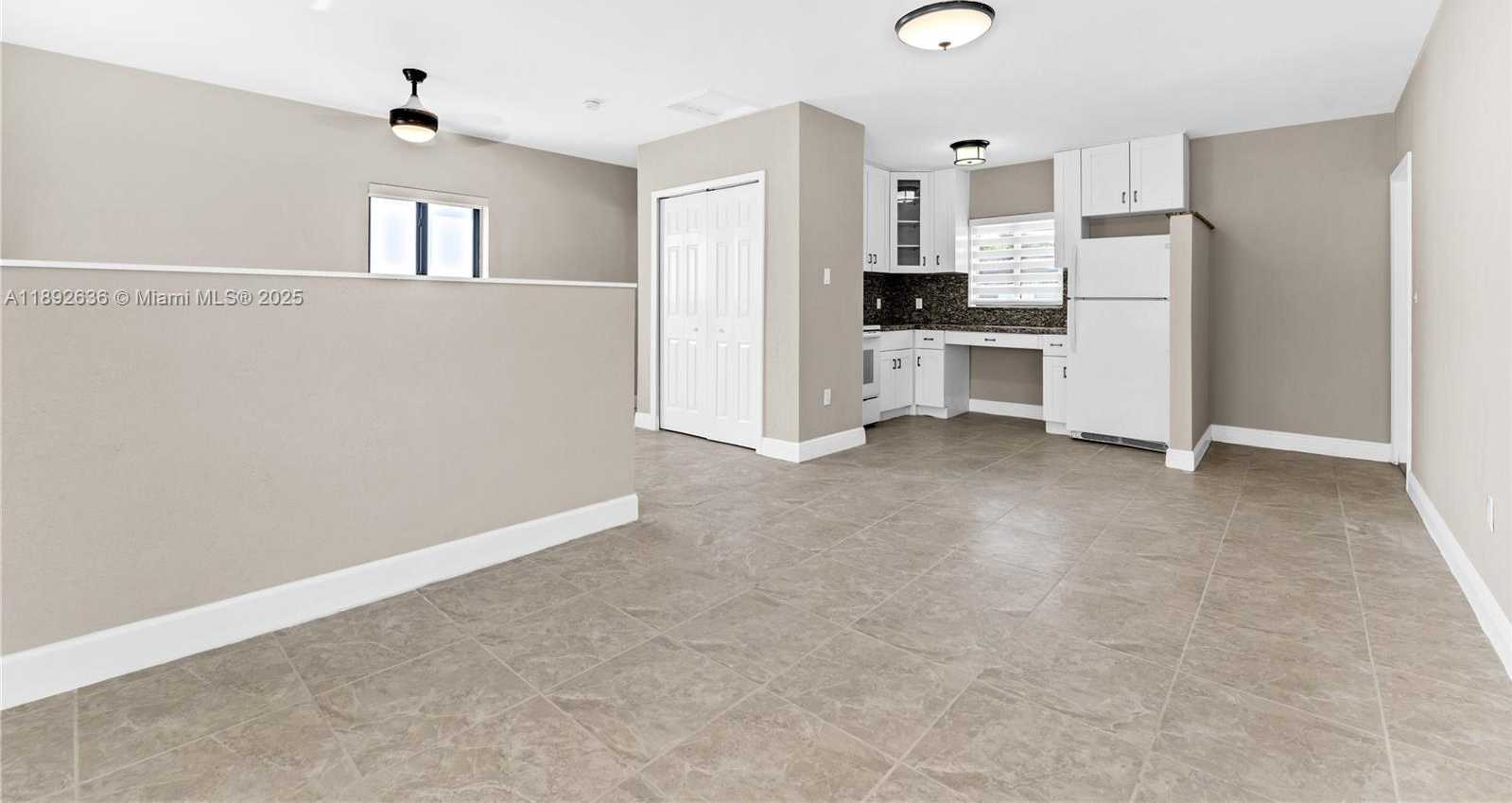 Small Image of 157 CURTISS PKWY #5, Miami Springs Number 41