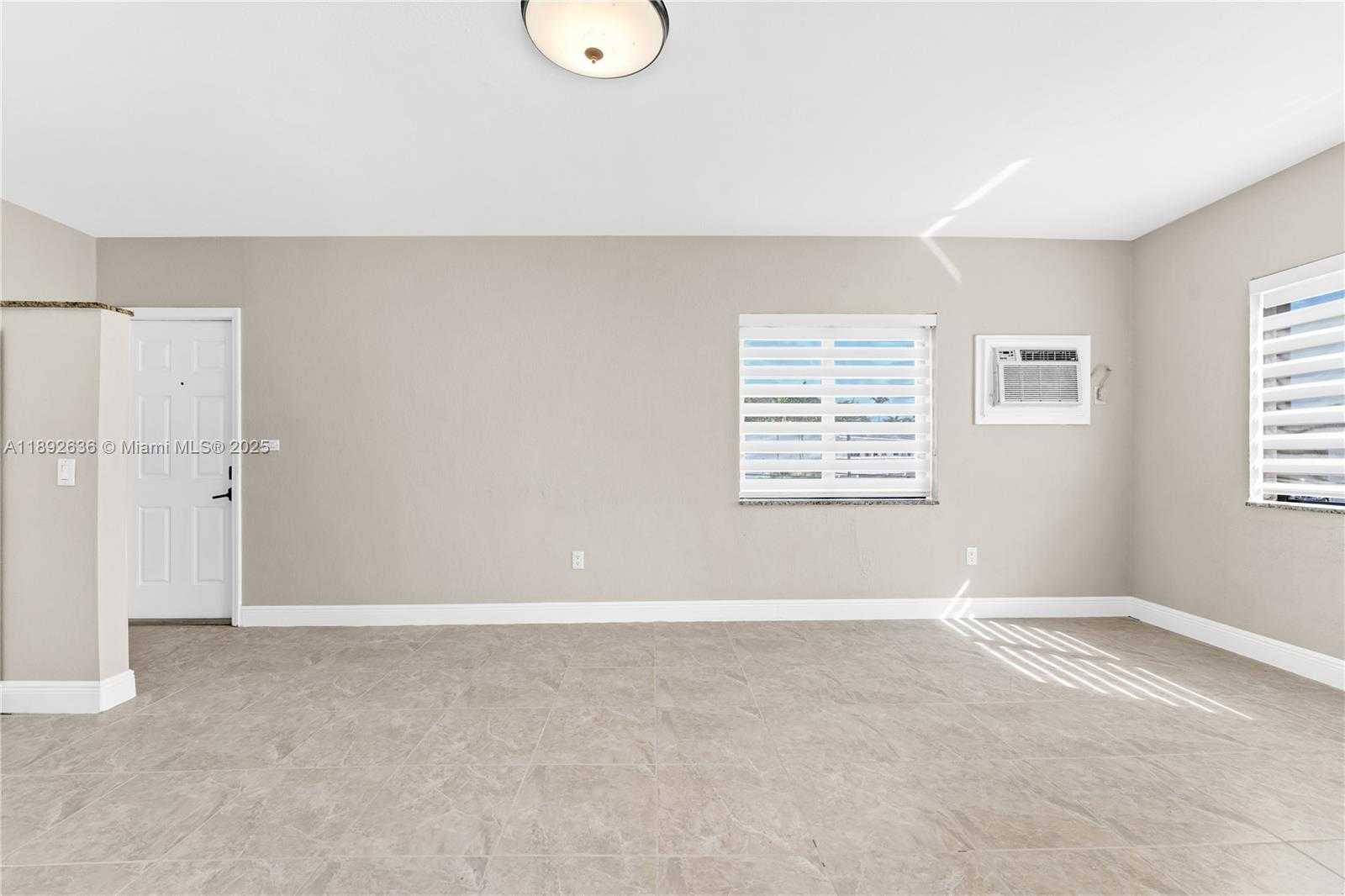 Small Image of 157 CURTISS PKWY #5, Miami Springs Number 42