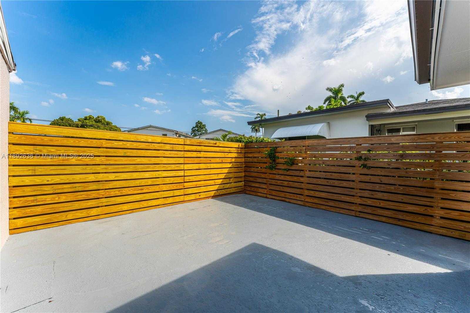 Small Image of 157 CURTISS PKWY #5, Miami Springs Number 46