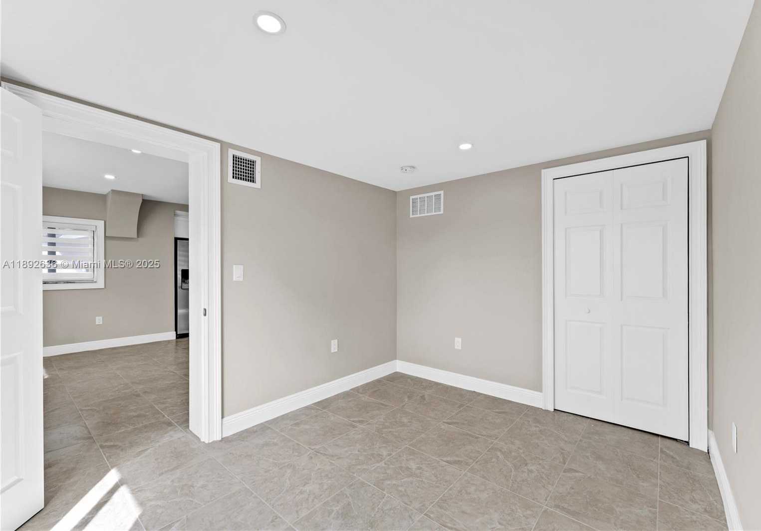Small Image of 157 CURTISS PKWY #5, Miami Springs Number 57
