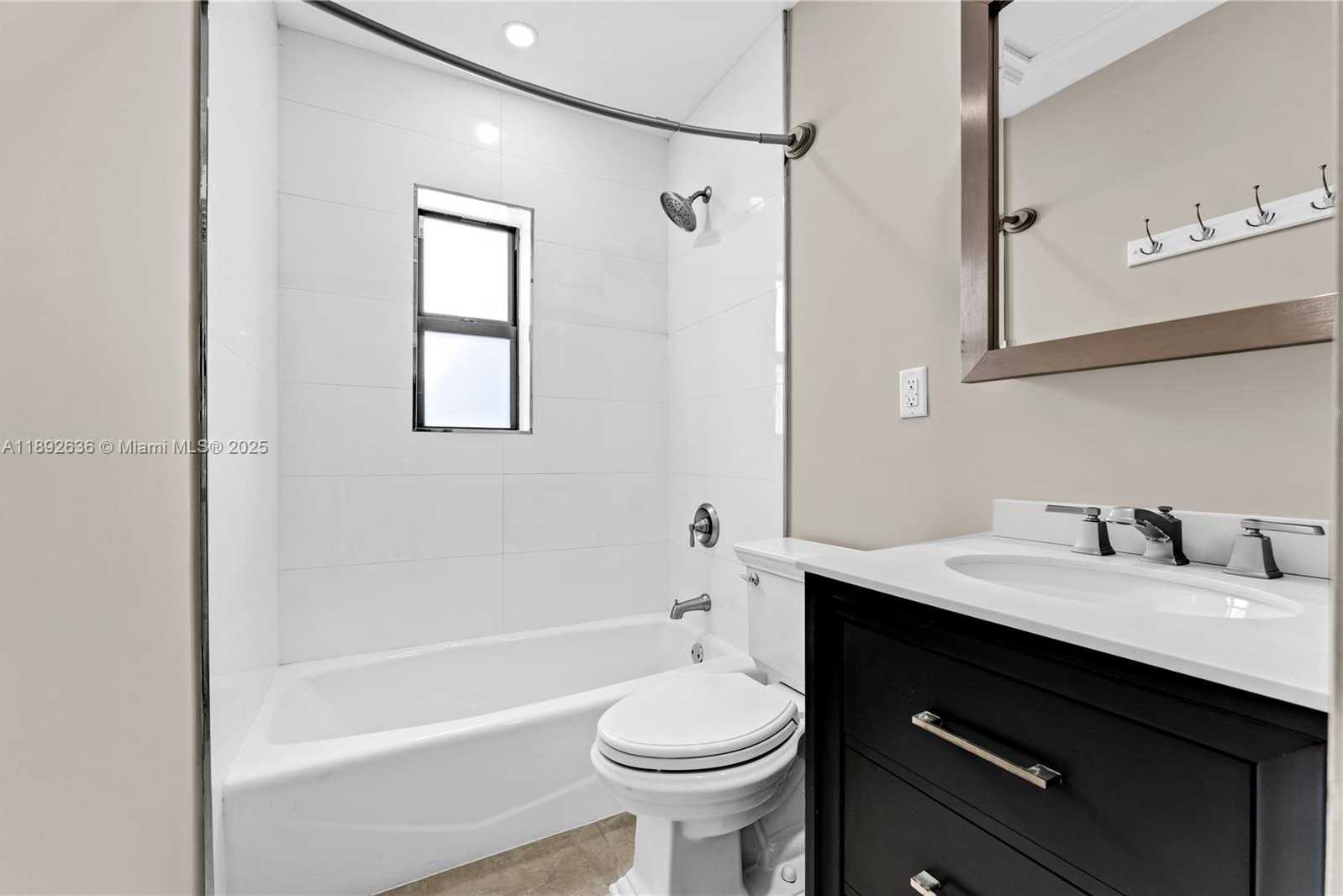 Small Image of 157 CURTISS PKWY #5, Miami Springs Number 62