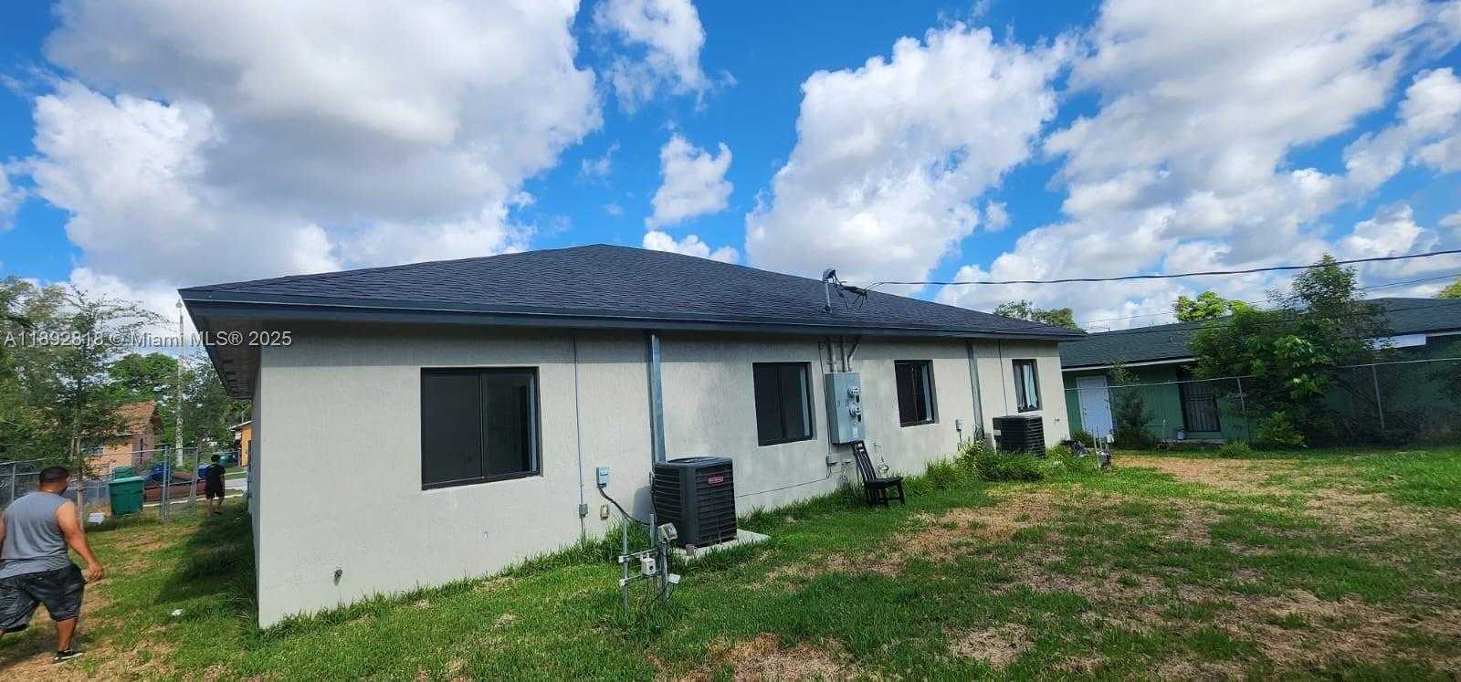 Small Image of Miami Gardens Number 3